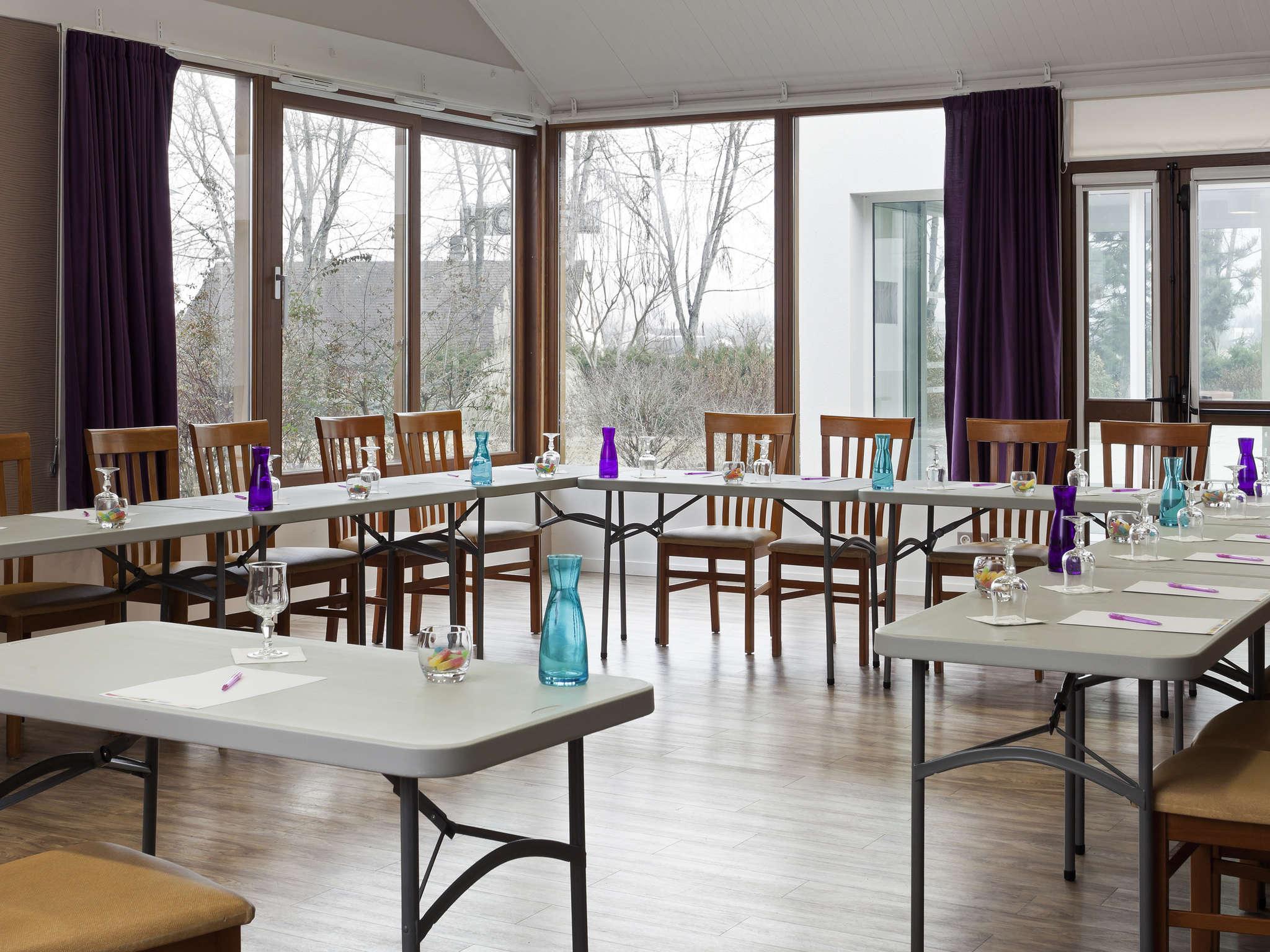 Готель Ibis Styles Brive Ouest Екстер'єр фото